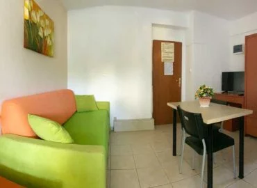 Studio-6-Living-room